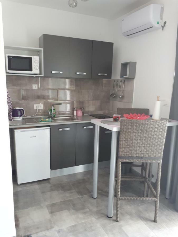 Apartmani Korina Starigrad Paklenica Exterior photo